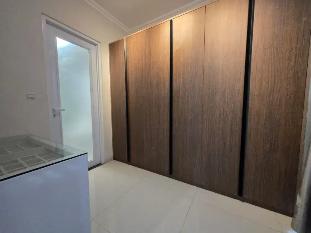 Rumah Mewah Pavillion Double Dekker Tanjung Bunga. 9 X 19. 3 Lantai 4 Kamar