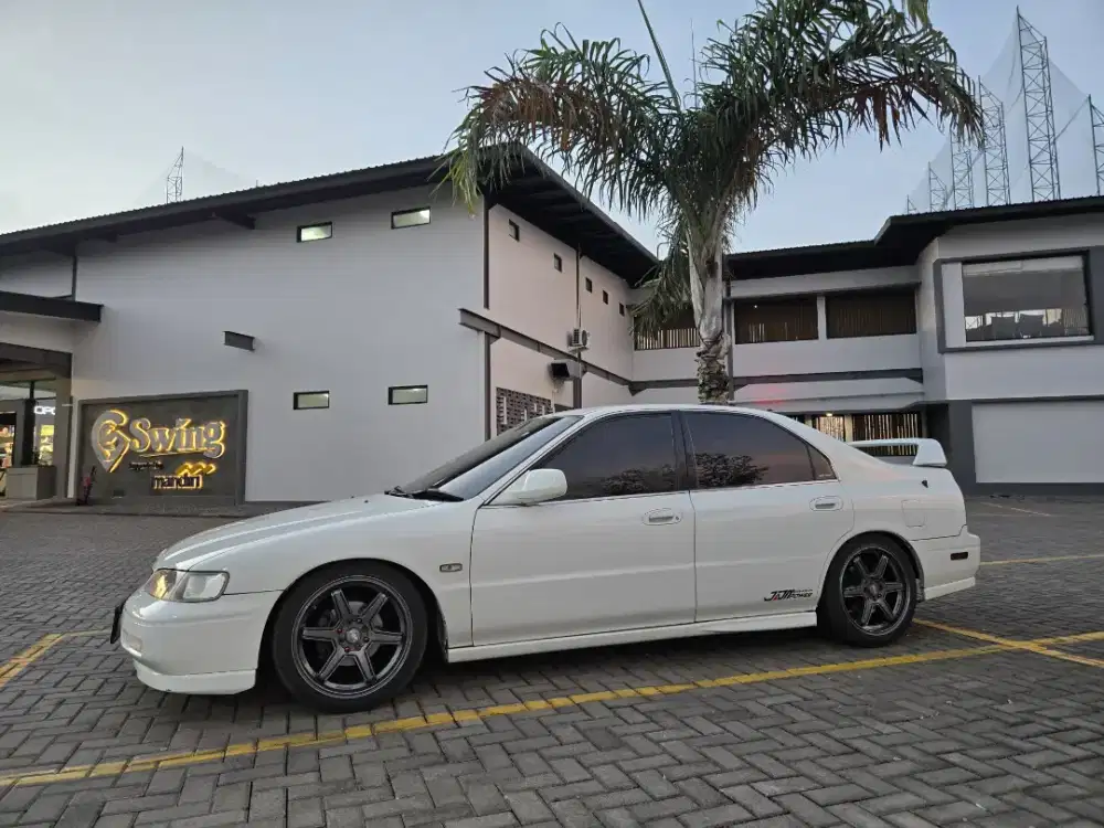Honda Accord Cielo