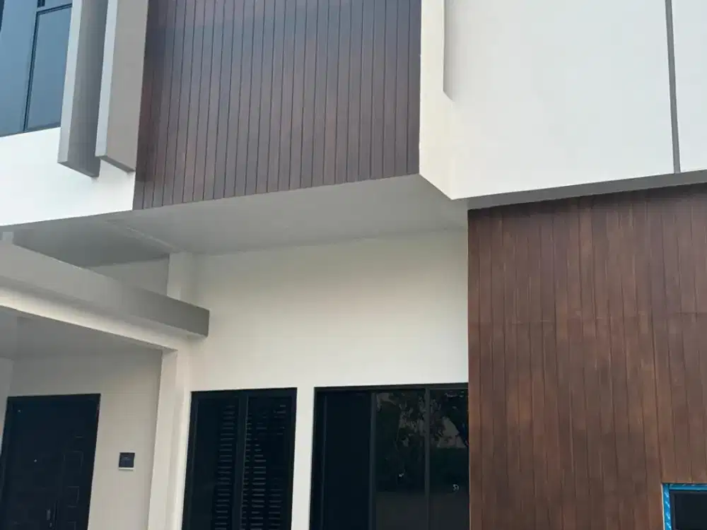 dijual rumah 2lantai hunian nyaman dan aman lokasi di solobaru bisa proses KPR