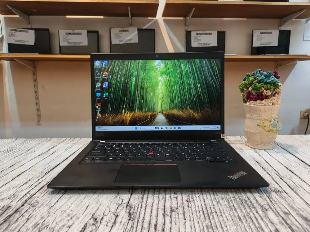Laptop LENOVO THINKPAD T495S AMD Ryzen 7PRO-3700U Ram 16GB