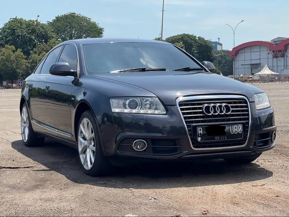 AUDI A6 2.0 GREY AT 201
