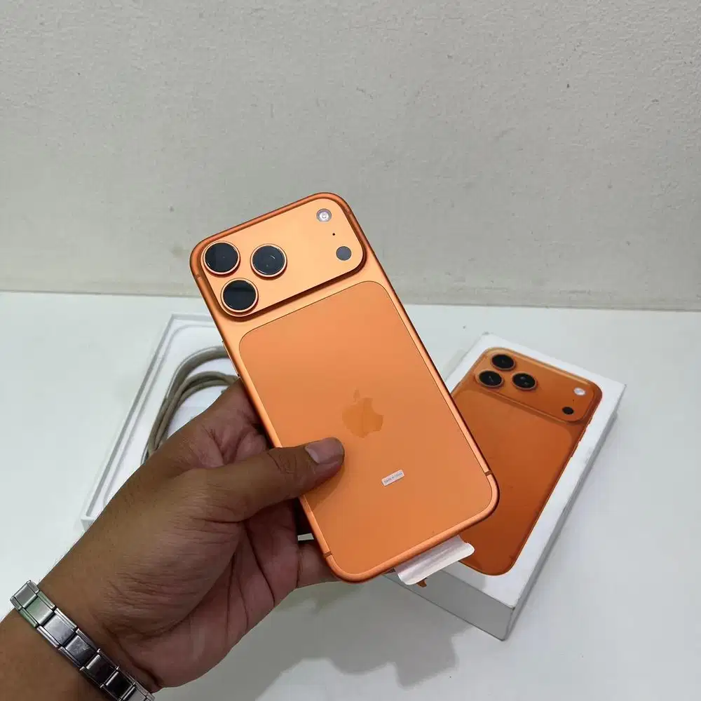 IPHONE 17 PRO MAX MULUS FULLSET EX IBOX GARANSI PANJANG NOVEMBER 2026