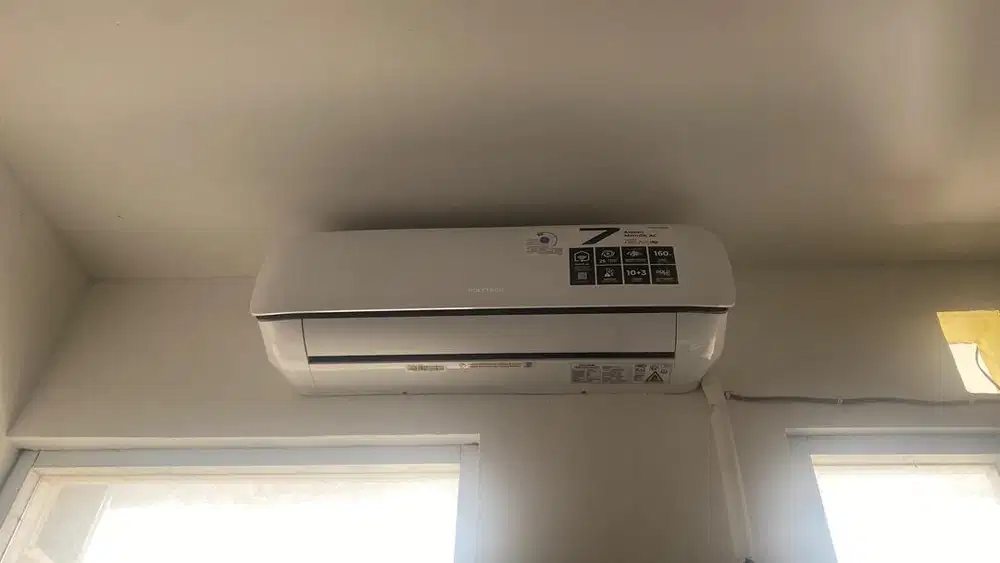 Jual AC Polytron PAC 09VZSI 1 pk