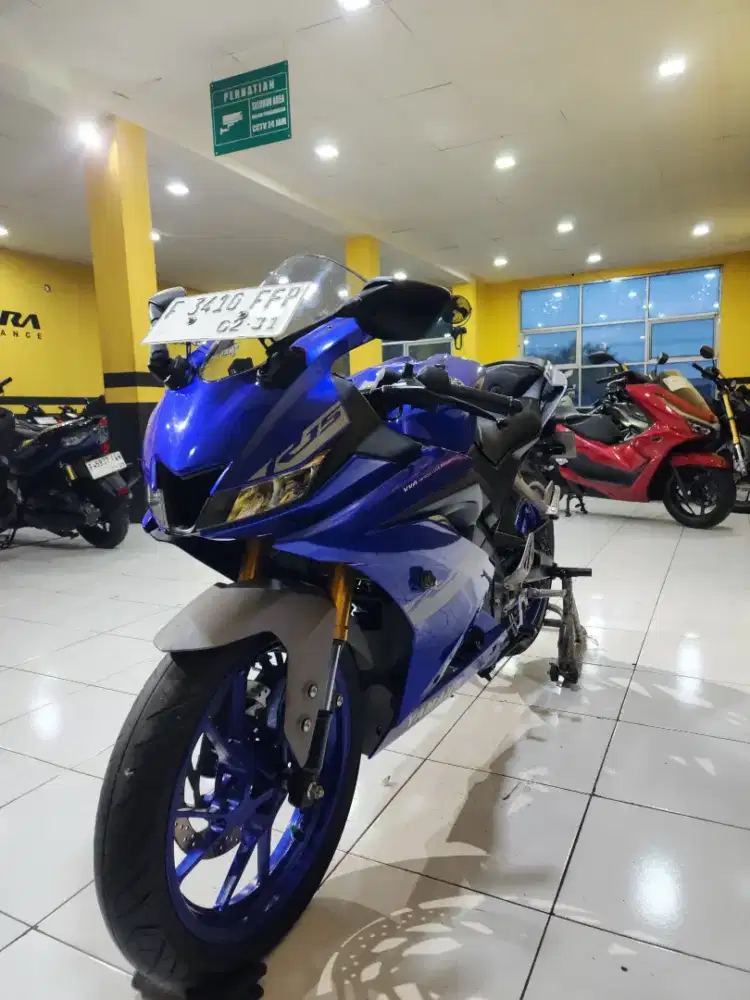 YAMAHA R15 VVA KONDISI MULUS LIKE NEW