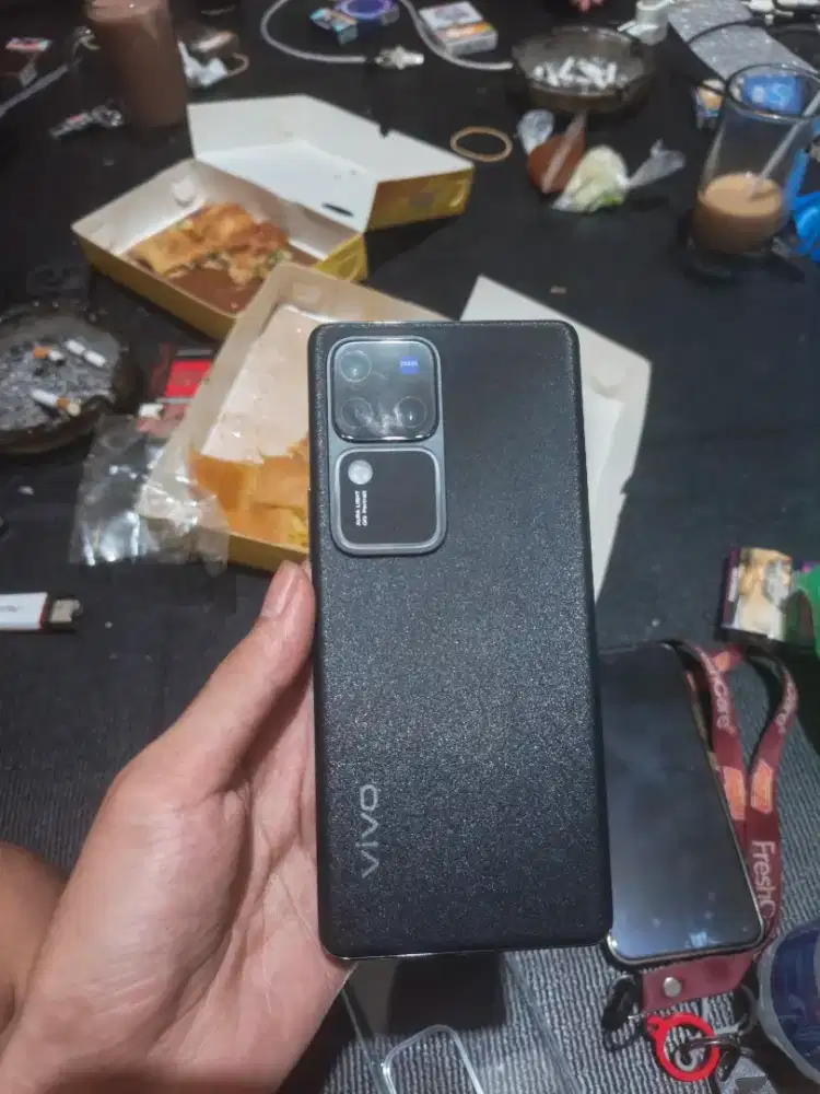 Vivo V30 Pro 12+12/512