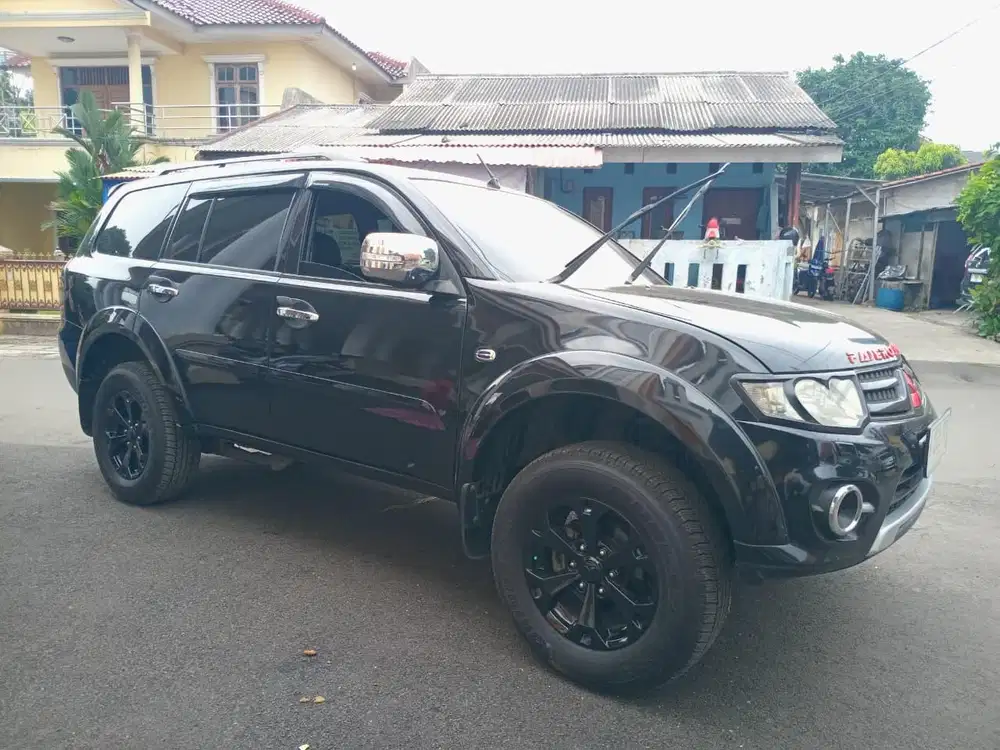 PAJERO DAKAR 2.5 4x2 AT 2014
