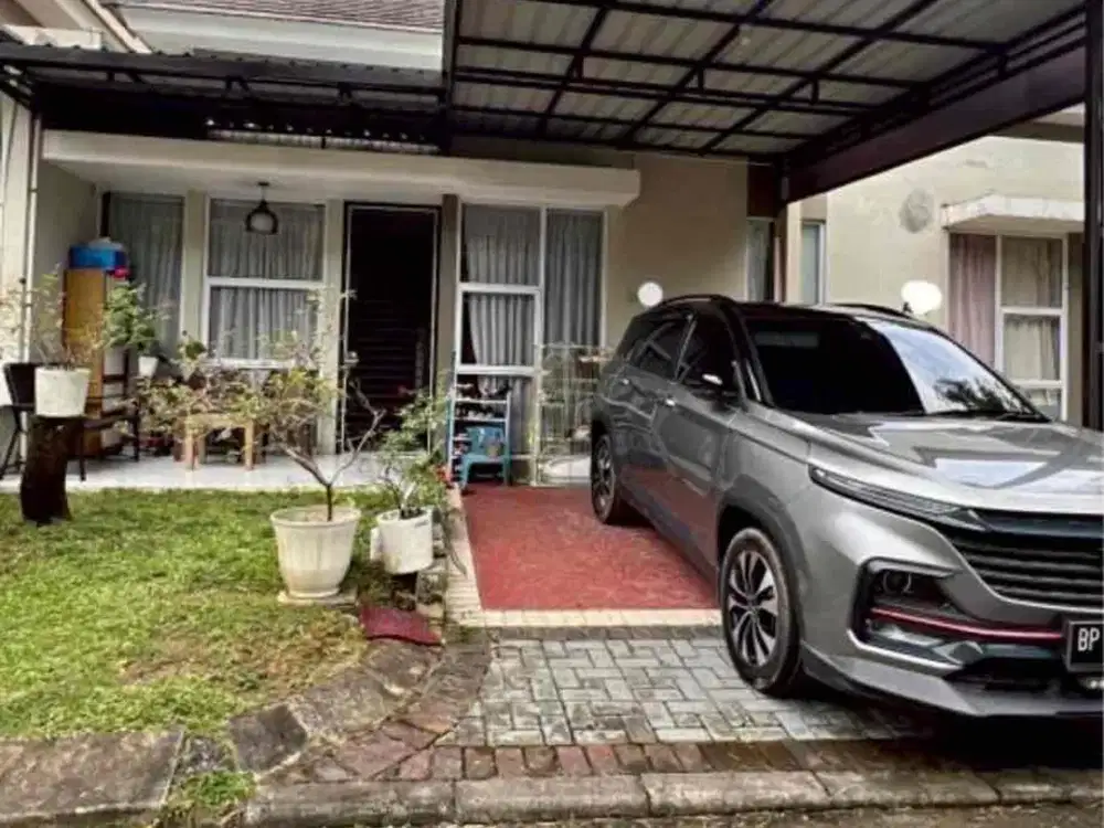 1.5 Lantai Siap Huni di Perumahan Elite