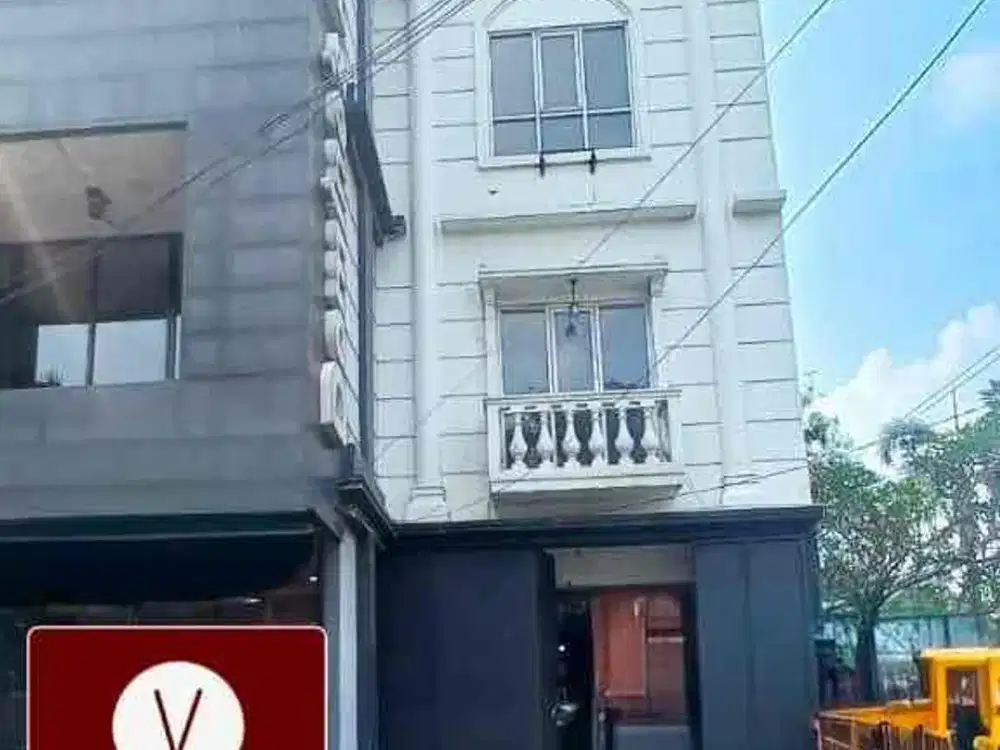 GD119 Dijual/Disewakan Ruko dipinggir jalan raya Transyogi Cibubur.