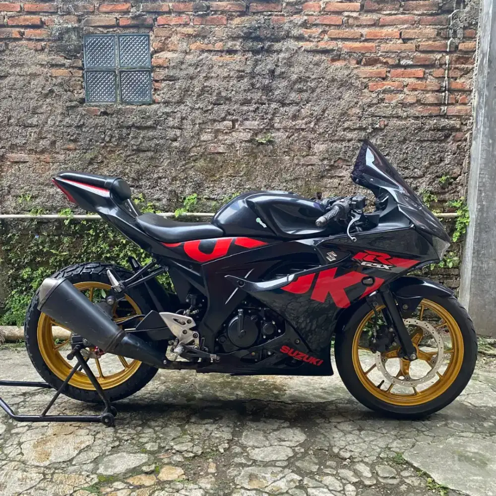 Suzuki gsx 150 Plat A Banten