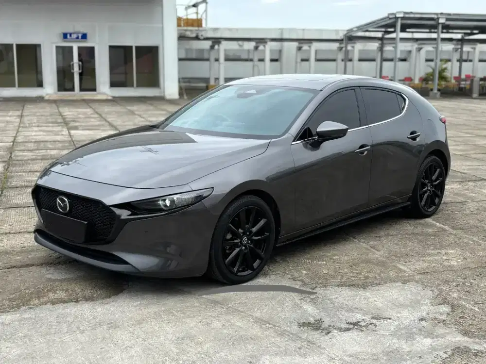 [Total DP 89 Jt]Mazda 3 HB AT 2023 Nego cash kredit