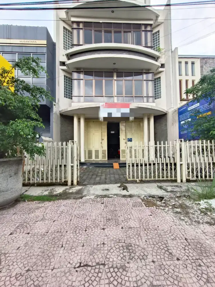 Gedung komersil pusat kota bandung bagus  dan terawat siap huni sewa