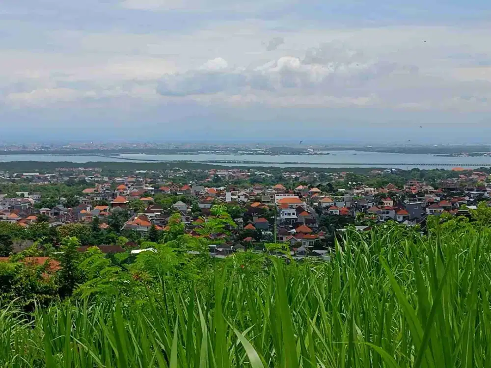 Di jual tanah murah di bawah pasaran Jimbaran view bandara tol laut sangat cocok untuk bangun villa komplex