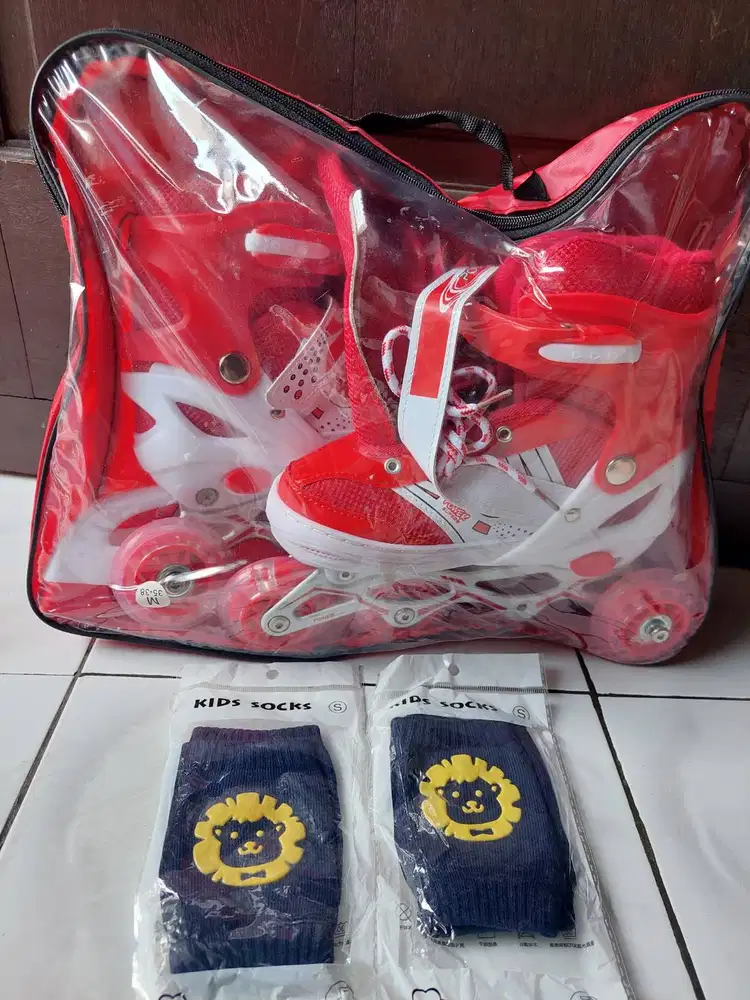 Sepatu Roda Anak free kaos kaki pelindung lutut