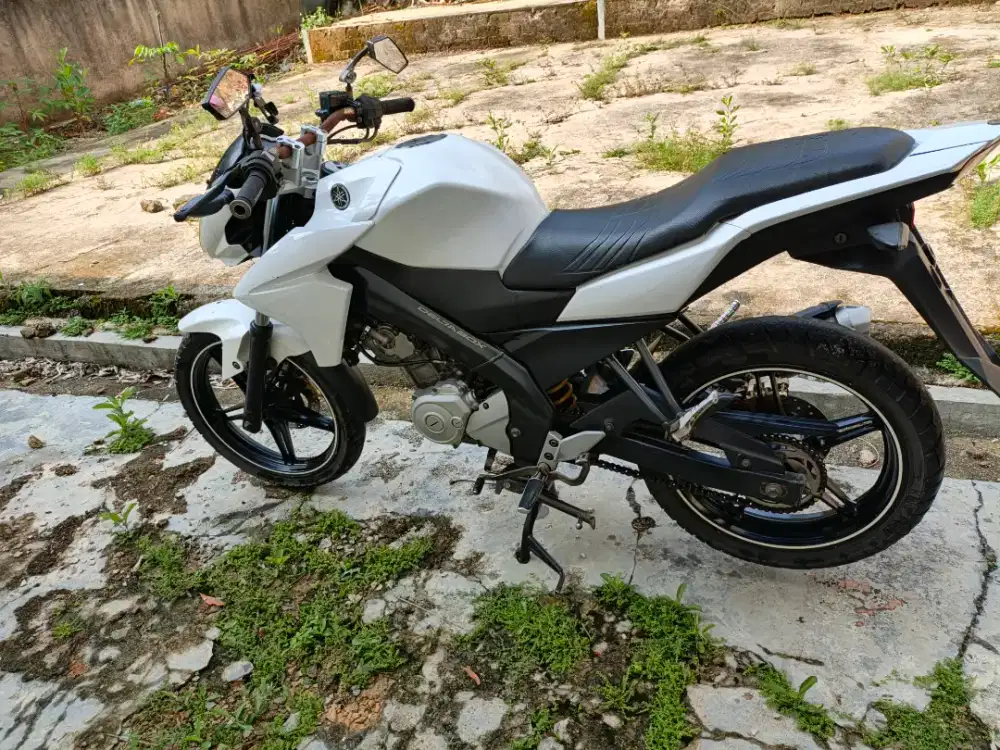 Jual vixion 2014