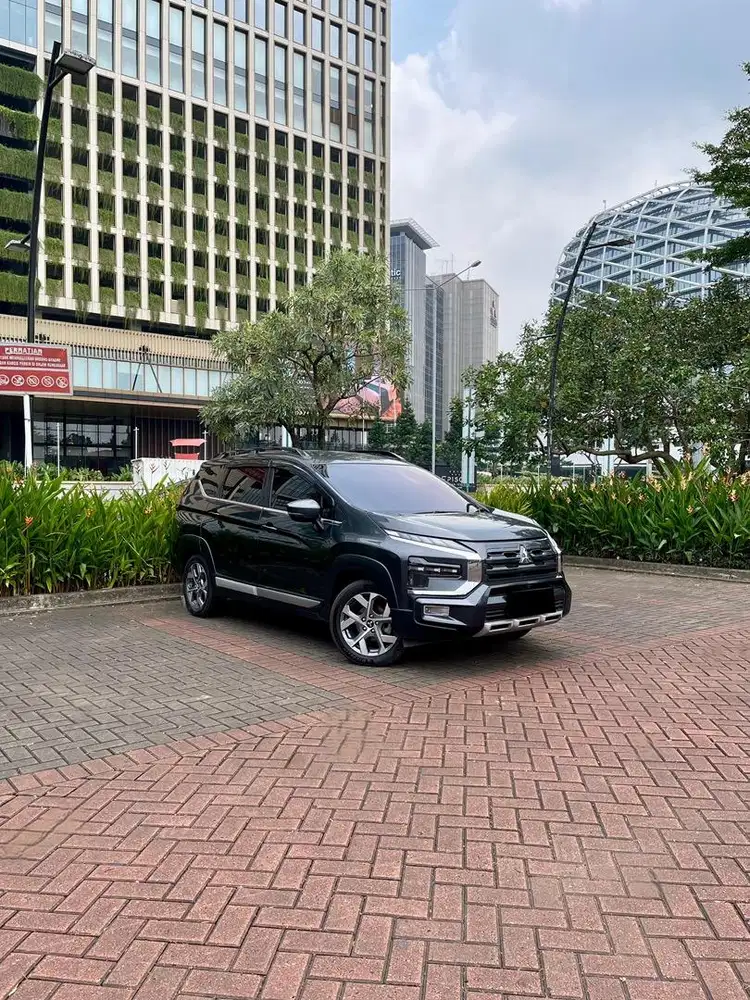 Mitsubishi Xpander Cross 1.5 AT 2022 Graphite Gray Metallic