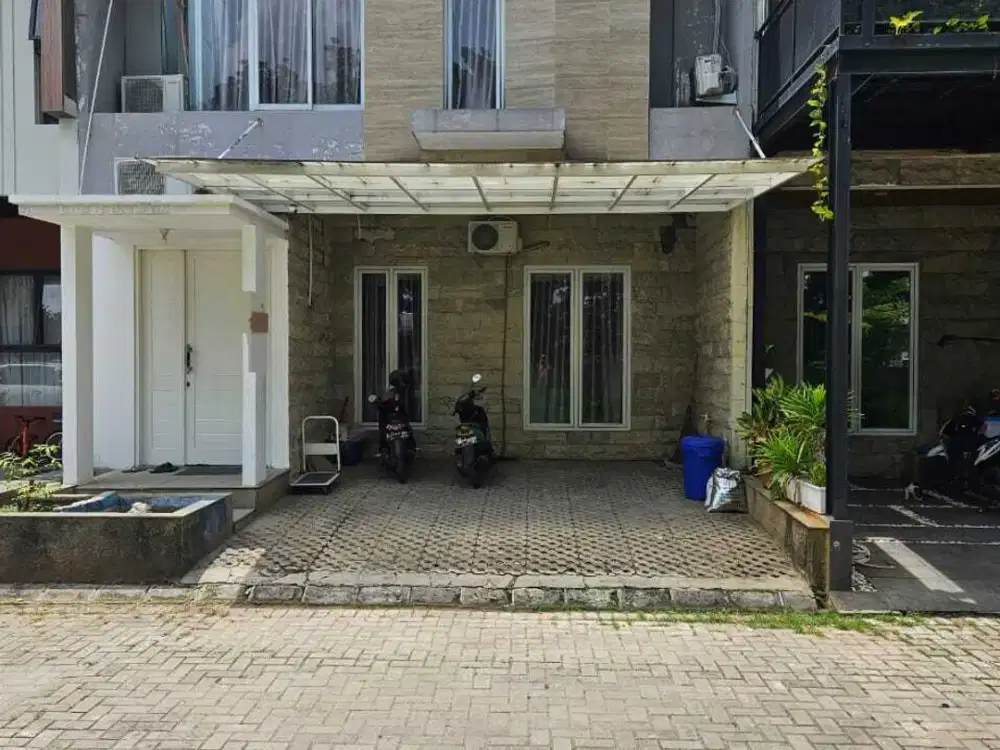 Rumah 2 Lantai Dalam Cluster Di Makasar Jakarta Timur