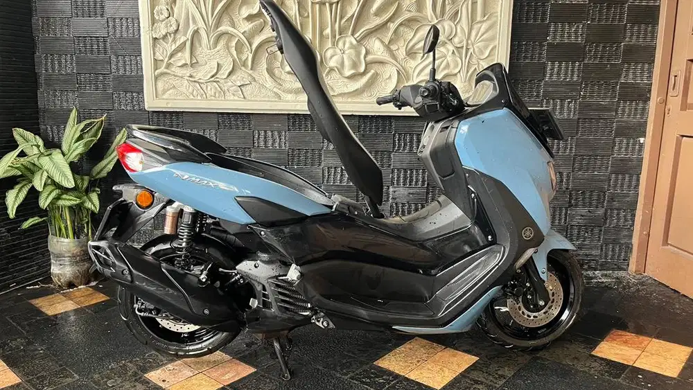 Nmax 155 2021 keyless Low KM