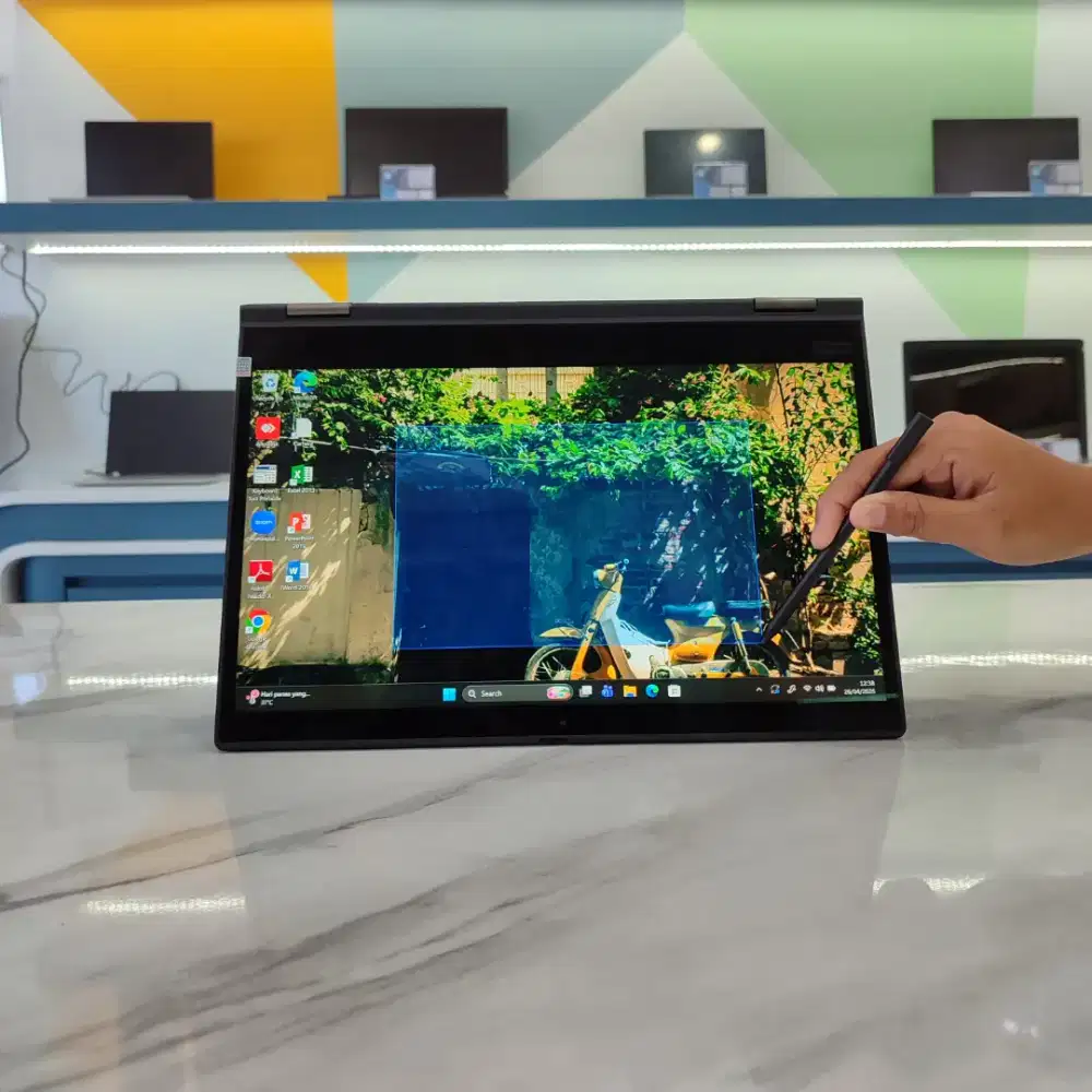 LENOVO I5 GEN 8 8GB SSD 128GB 14 INCH TOUCHSCREEN FLIP TIPIS
