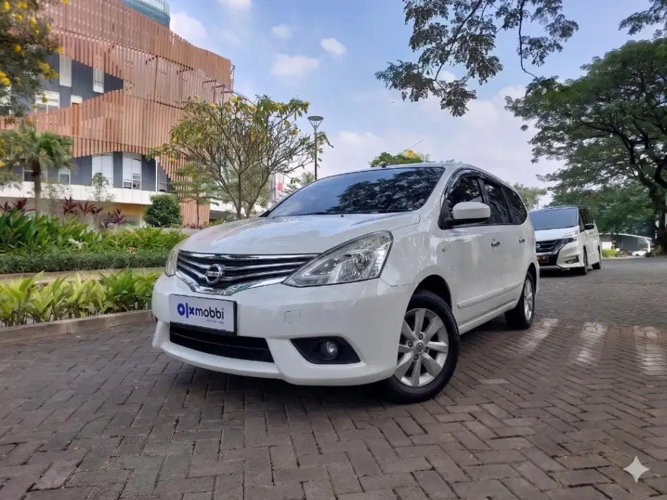 DP Murah Nissan Grand livina 1.5 XV Bensin-AT 2016 CAEDD