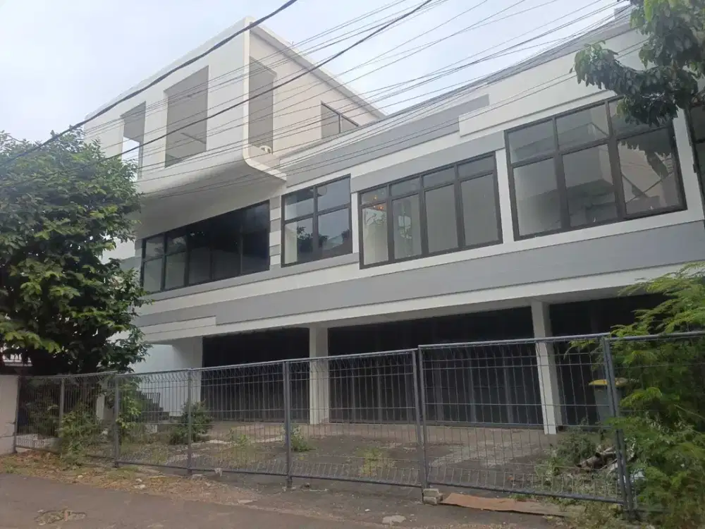 Gedung Serbaguna dan Siap Pakai Di Bangka Raya Jakarta Selatan