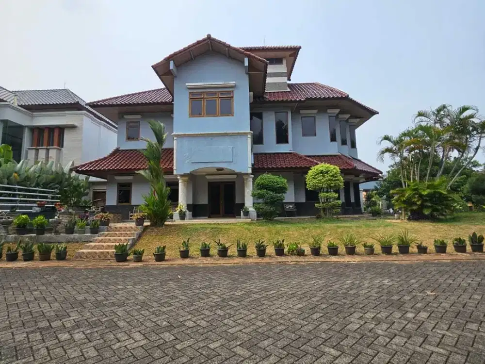 Rumah Ada Kolam Renang Di Kemang Pratama Bekasi