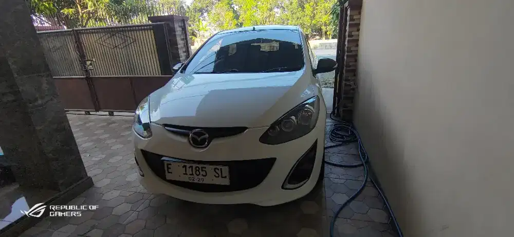 Mazda 2 2012 type Rz keyless