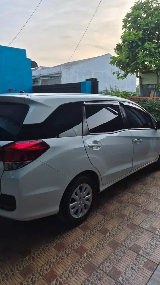 Honda mobilio E cvt 2016
