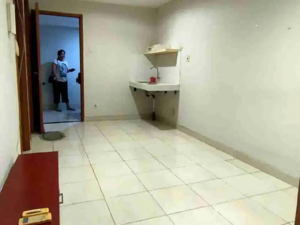 Sewa apartemen 2br di cinere bellevue semi furnished
