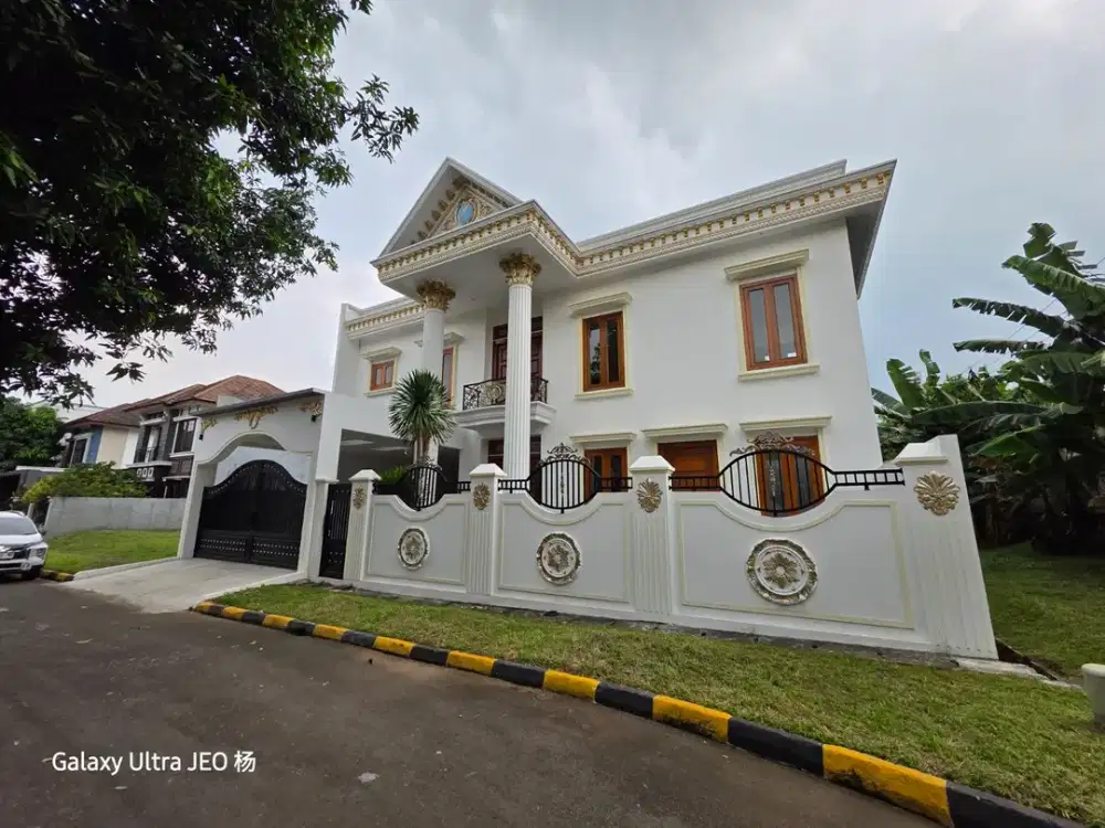 JUAL RUMAH MEWAH HOEK HOOK WITH POOL, PUSPITA LOKA BSD