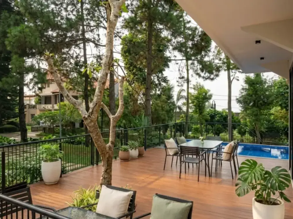 DIJUAL RUMAH VILLA YANG MASIH AKTIF DAERAH LEMBANG BANDUNG UDARA SEJUK DAN NYAMAN