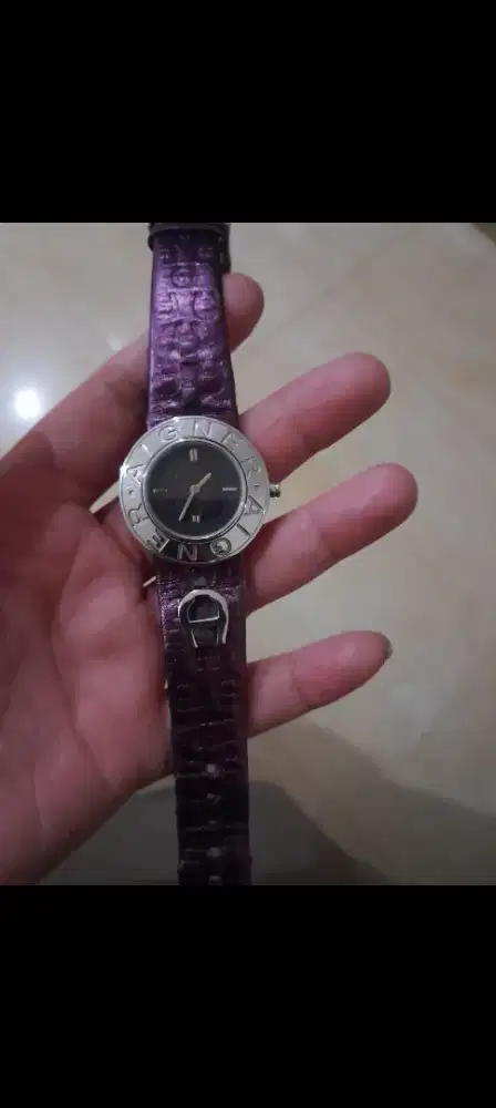 Jam tangan Aigner