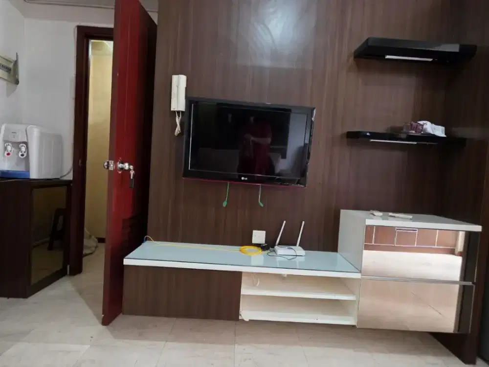 Jual Murah Apartemen Royal Mediterania Garden Lantai Sedang