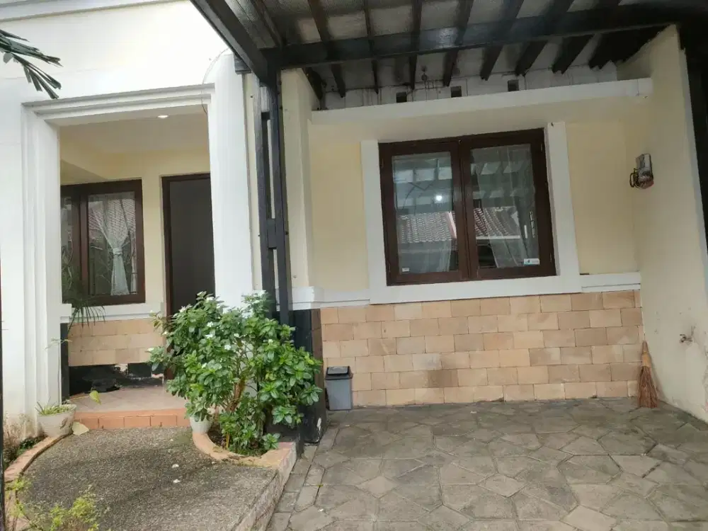 DISEWAKAN RUMAH DI KOTA BARU PARAHYANGAN (KBP) WANGSAKERTA SEMI FURNISH