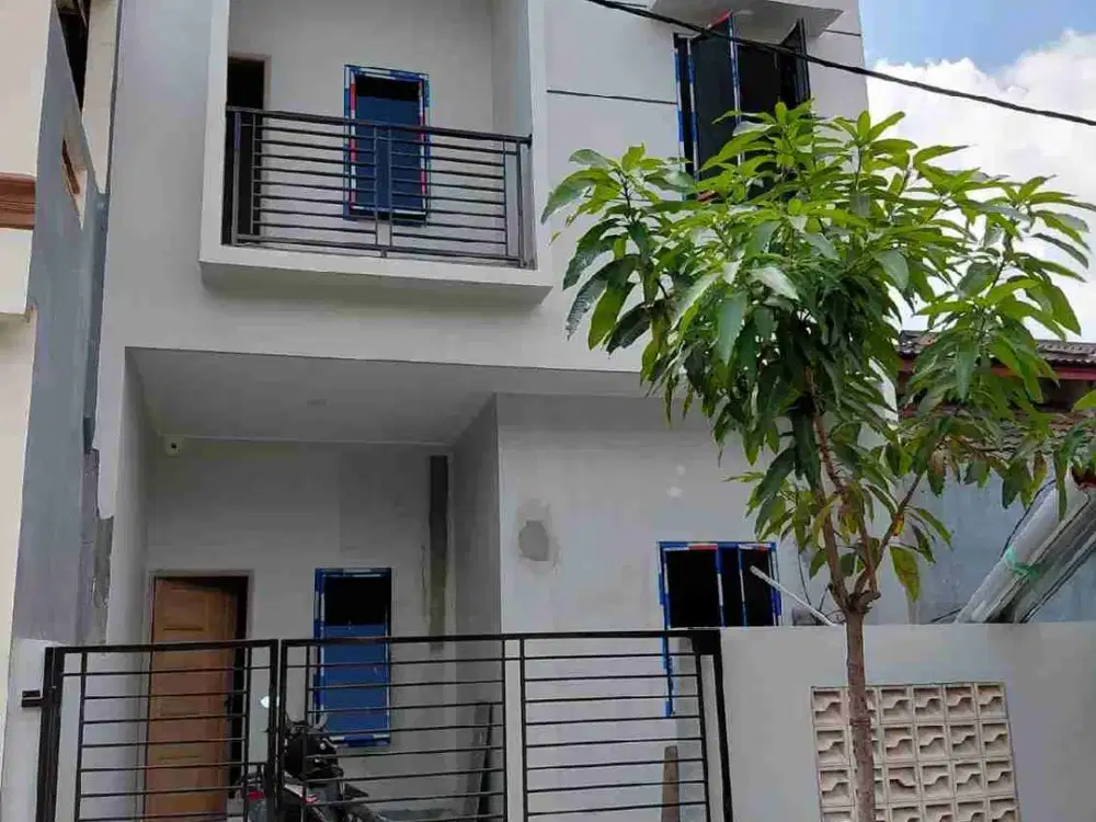 Dijual rumah minimalis dua lantai di pondok ungu Bekasi utara