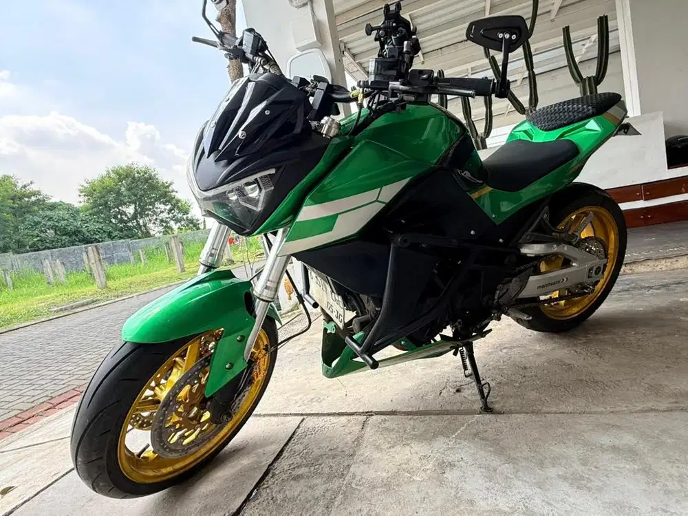Jual Kawasaki Z 250 Tahun 2015