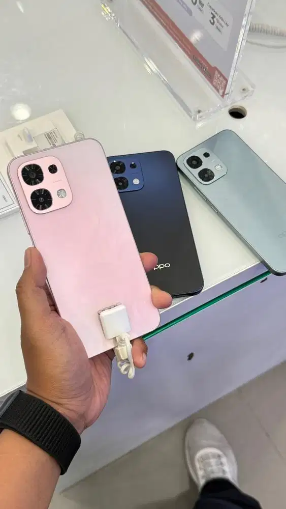 Oppo A6 Pro Potongan Harga , Tebus murah