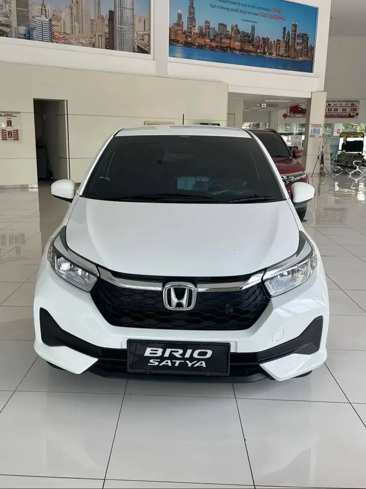 [Mobil Baru] Honda Brio E & SE