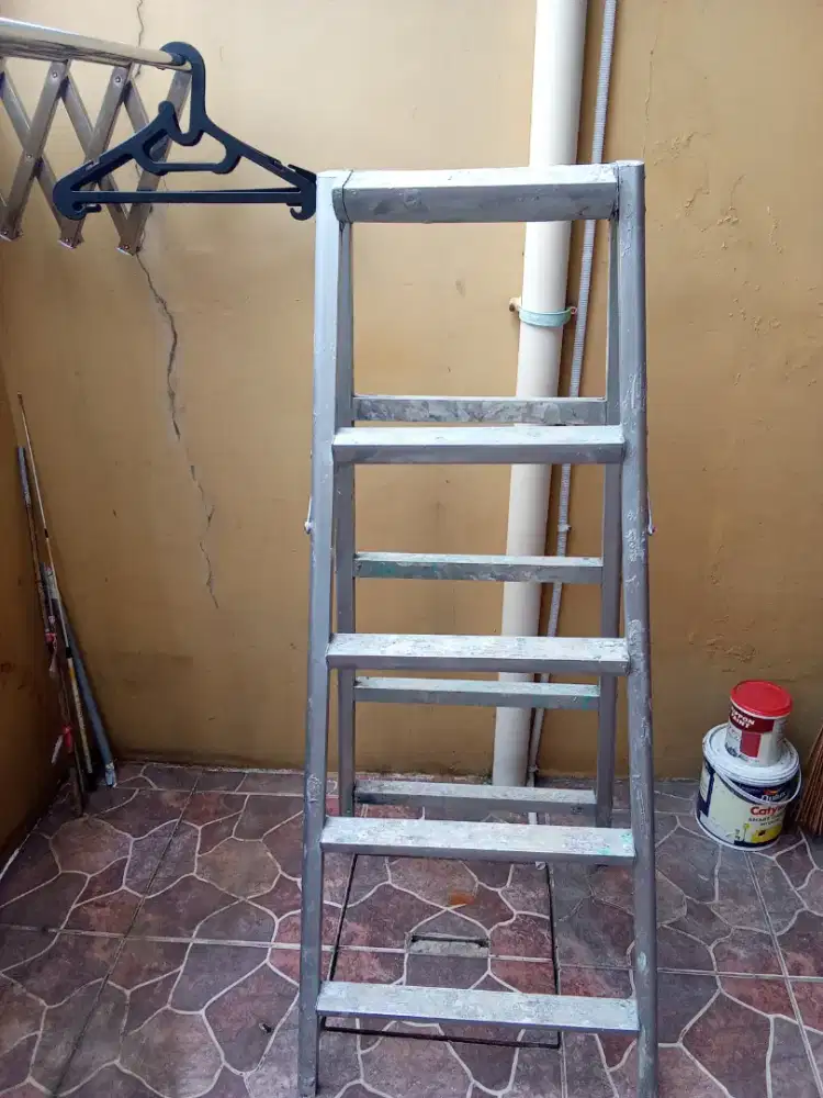 Jual tangga Aluminium tinggi 1.5 m