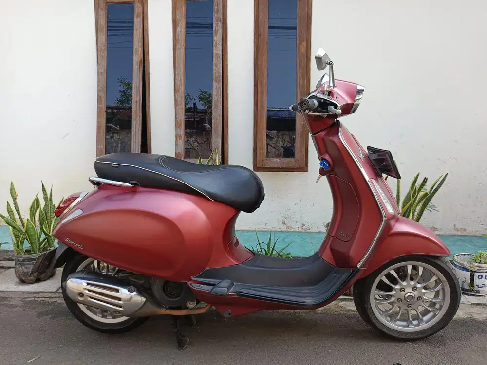 Piaggio Vespa sprint i-get 150 3v 2016 pajak hidup
