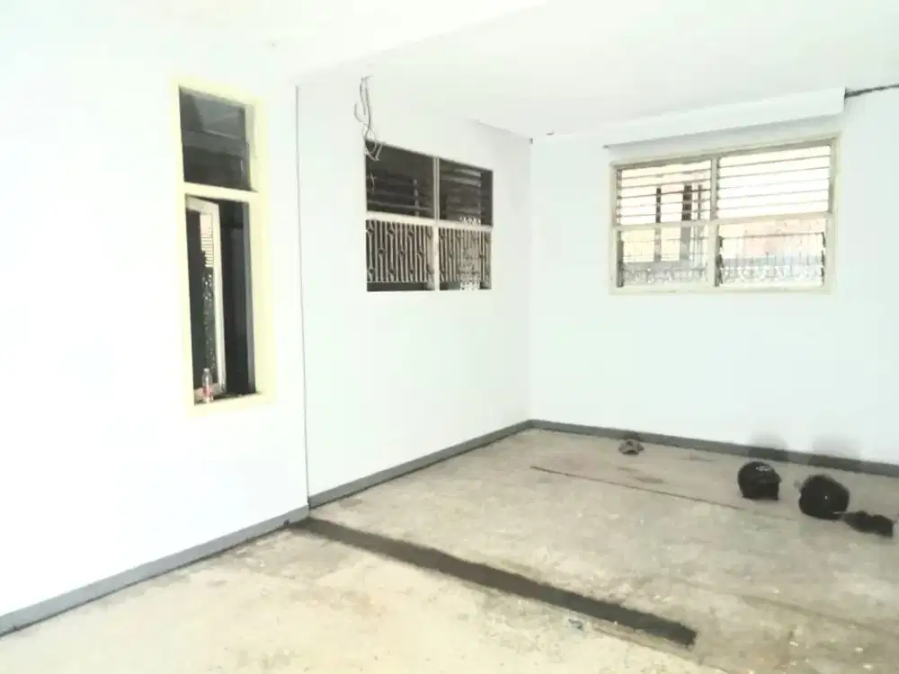 DIJUAL RUMAH SAYAP PUNGKUR BANDUNG TERAWAT LOKASI STRATEGIS DAN NYAMAN