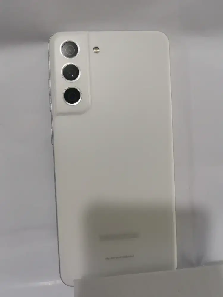 Samsung S21FE 8/256 Resmi