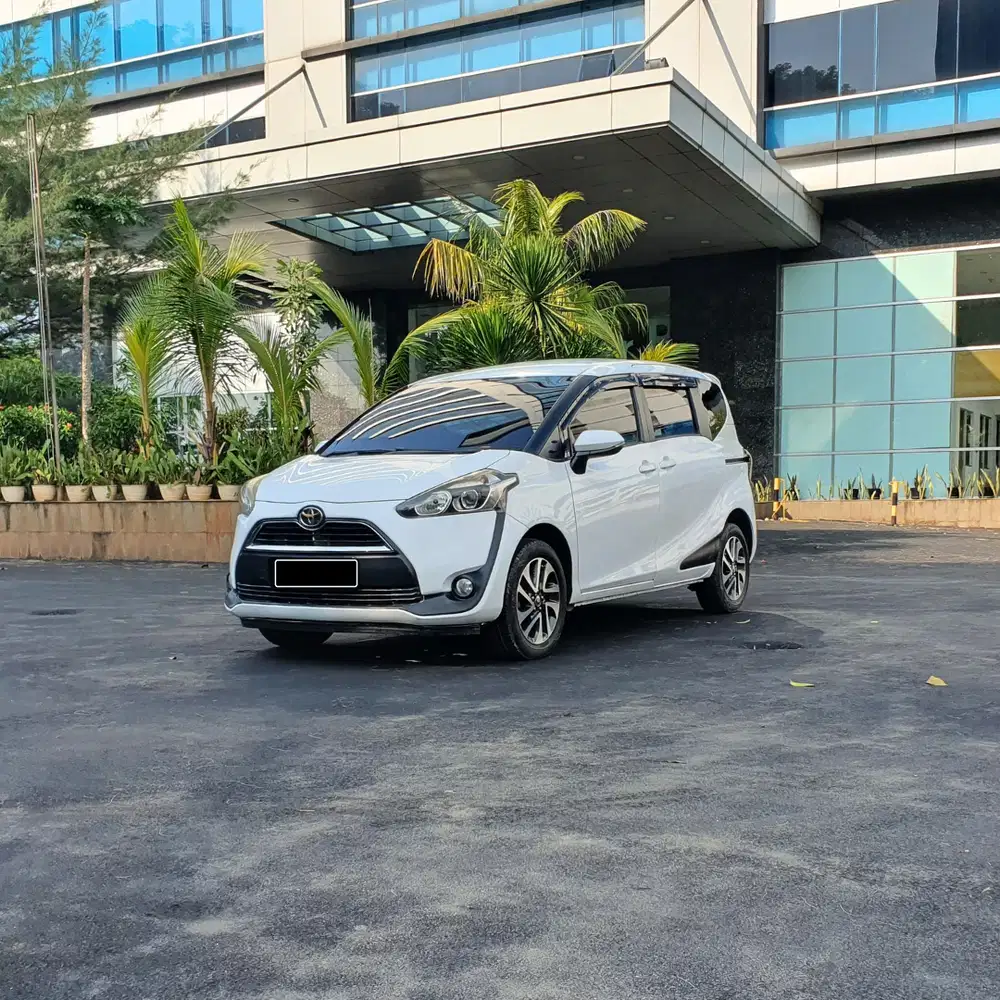 Toyota Sienta 2017 Bensin