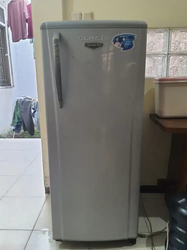 Dijual Kulkas Freezer Toshiba 1 Pintu Kondisi Siap Pakai
