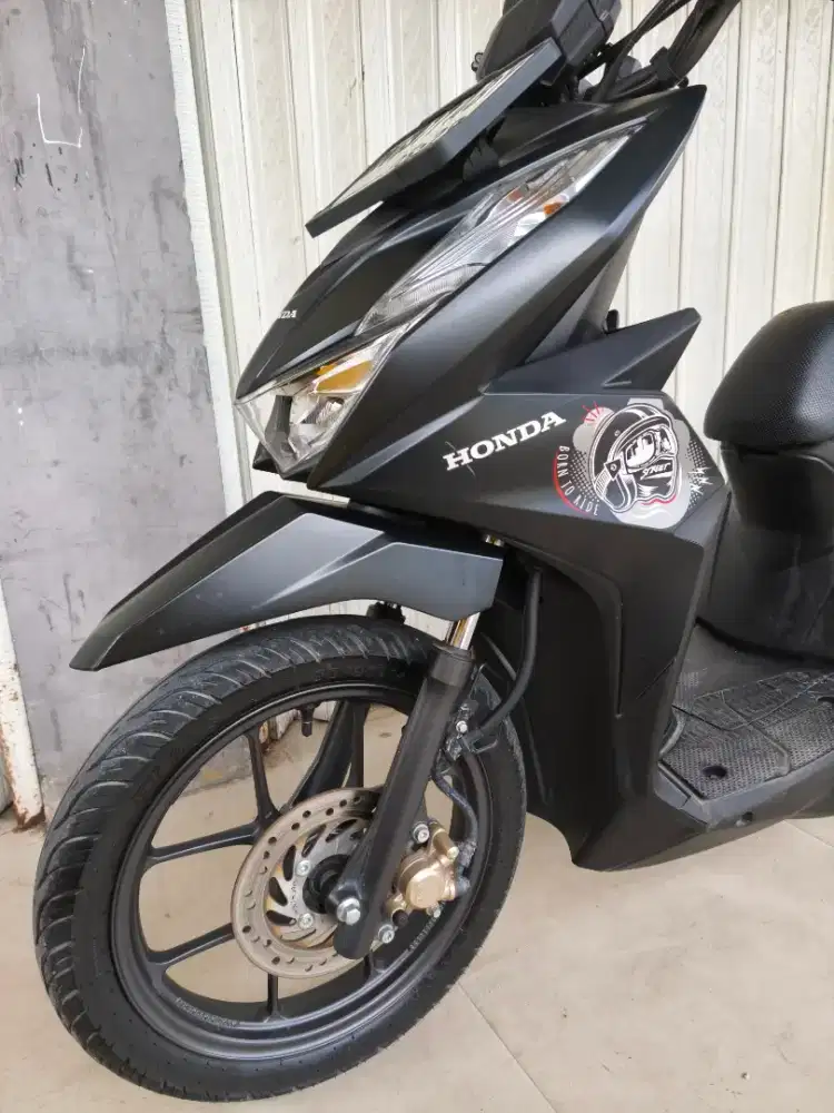 Honda Beat Street Warna Hitam Lengkap Original