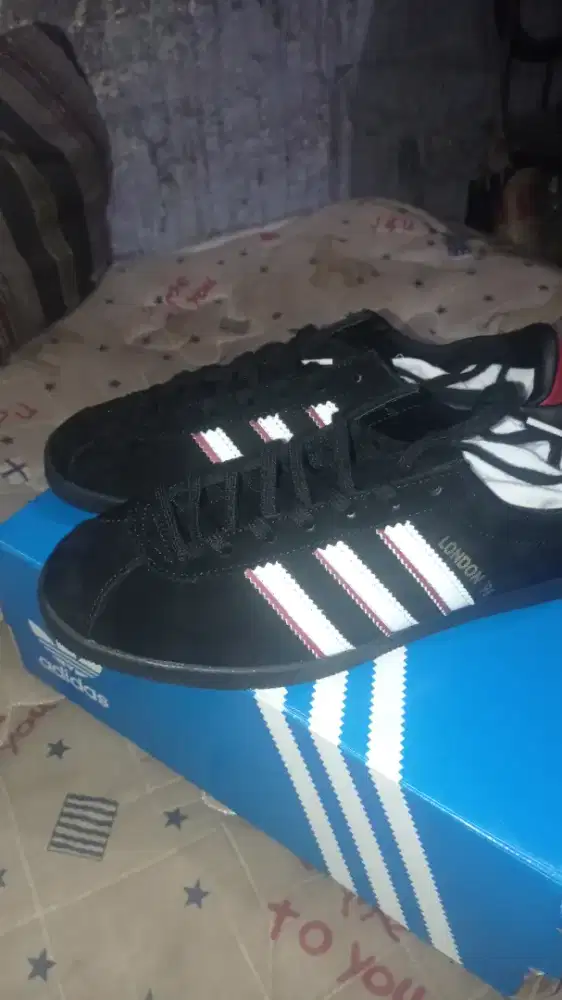 ADIDAS LONDON 96 UKURAN 42