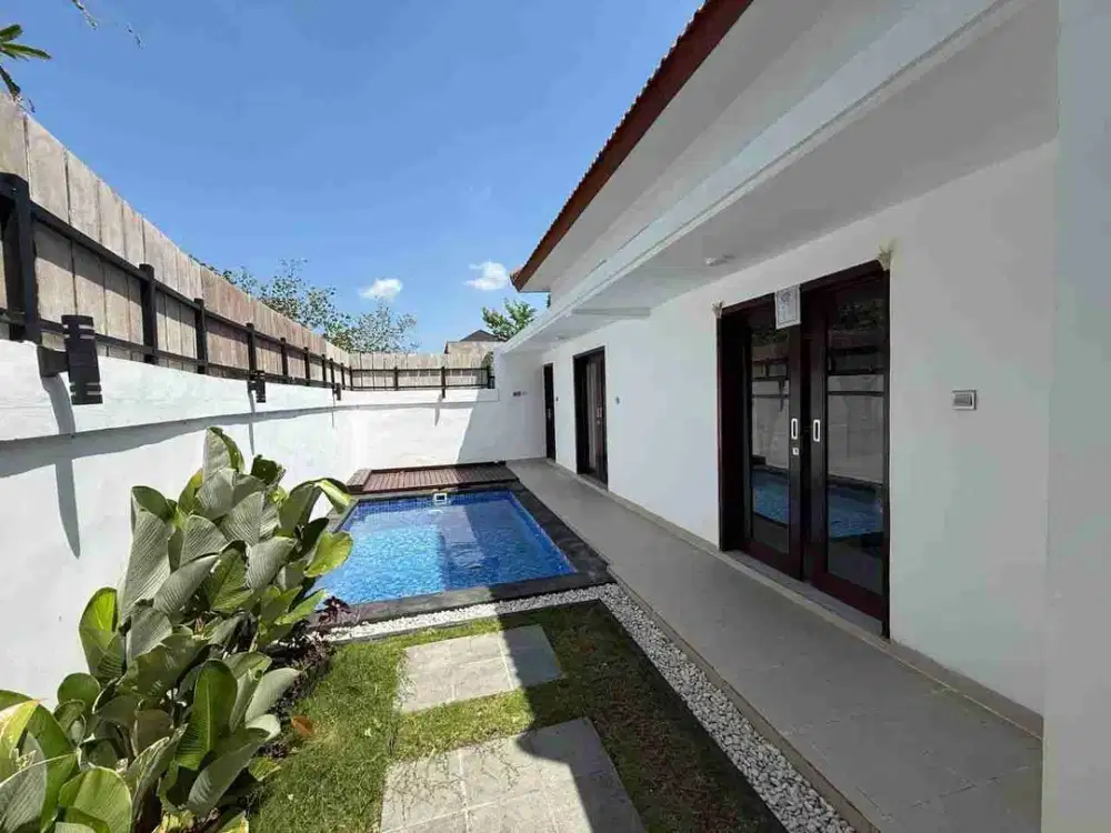 Villa 2 Bedrooms For Rent Yearly at Bumbak Umalas