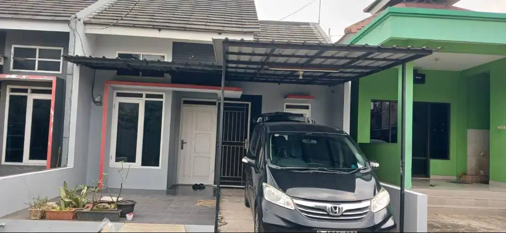DISEWAKAN RUMAH DENGAN LOKASI STRATEGIS DI BEKASI SELATAN