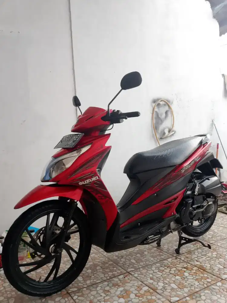 SUZUKI HAYATE 125 TAHUN 2011 WARNA MERAH