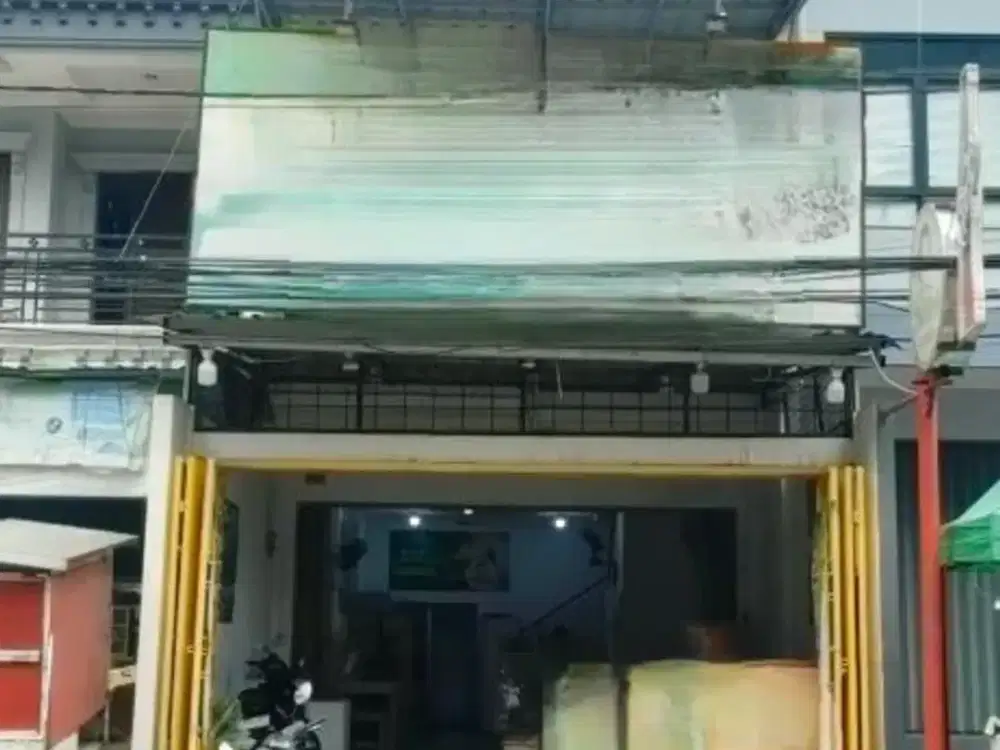 Disewa Ruko 2 Lantai Sangat Strategis di Harapan Indah Bekasi