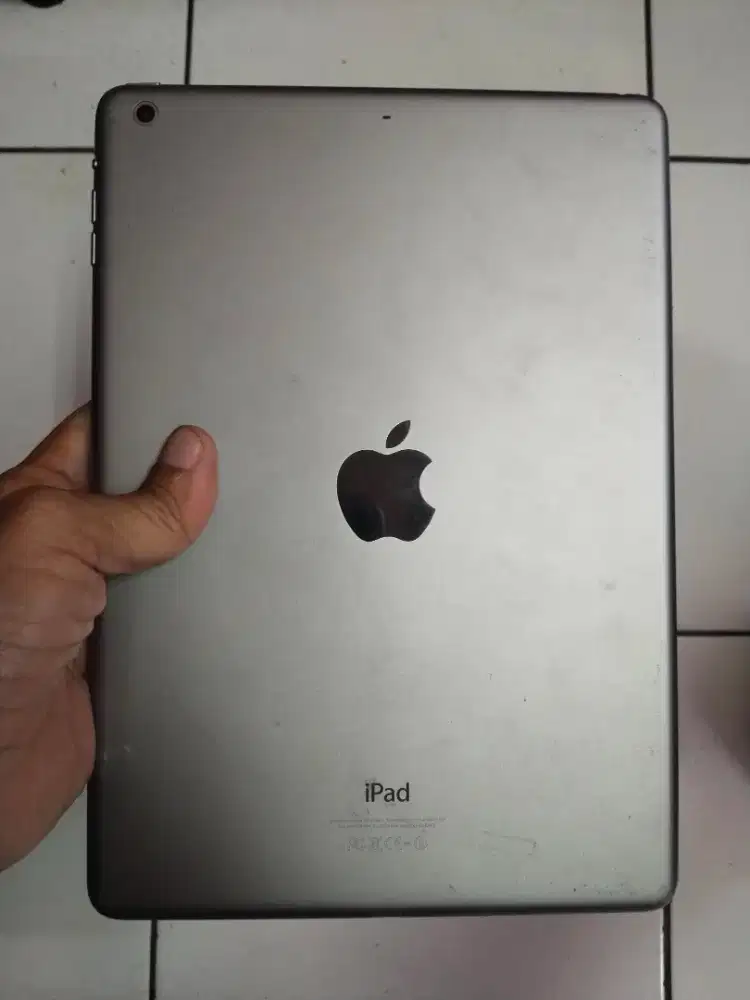 Ipad Air 64gb wifi only